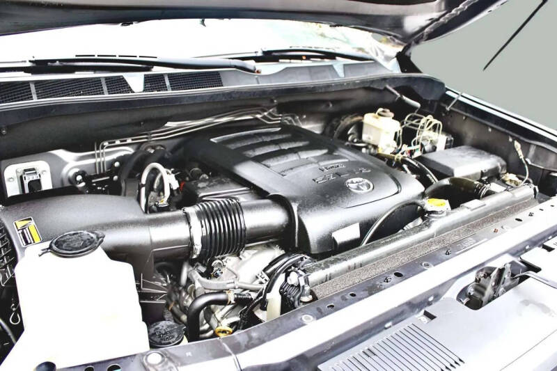 2014 Toyota Tundra SR5