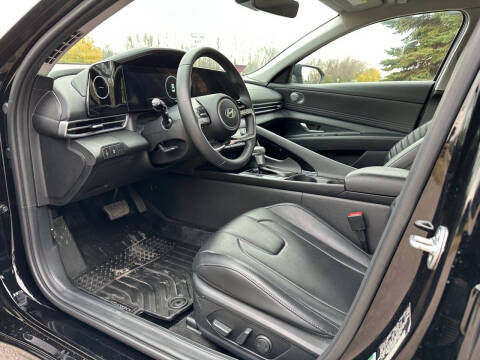 2024 Hyundai Elantra Limited