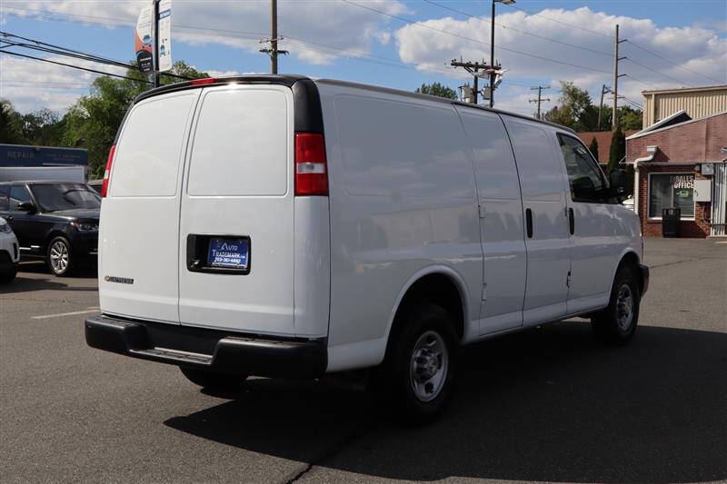 2021 Chevrolet Express 2500