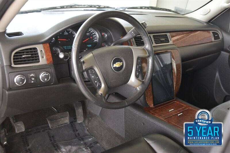 2012 Chevrolet Avalanche LTZ