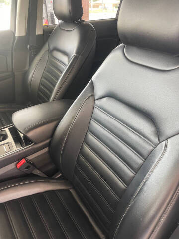 2019 Ford Edge SEL