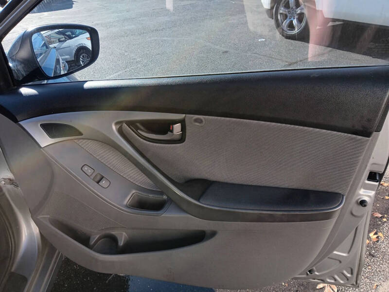 2011 Hyundai Elantra