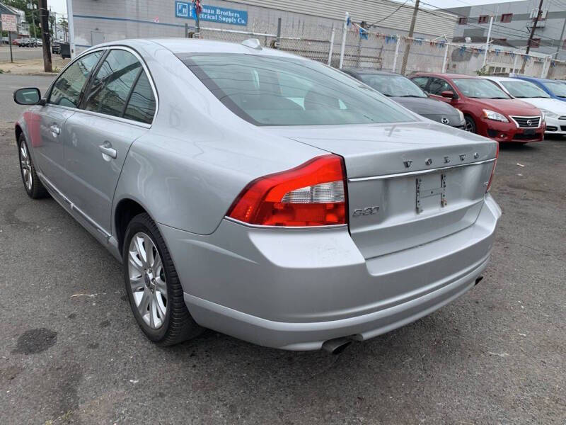 2010 Volvo S80 3.2