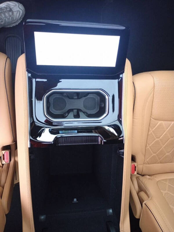 2023 Jeep Grand Wagoneer L Series III