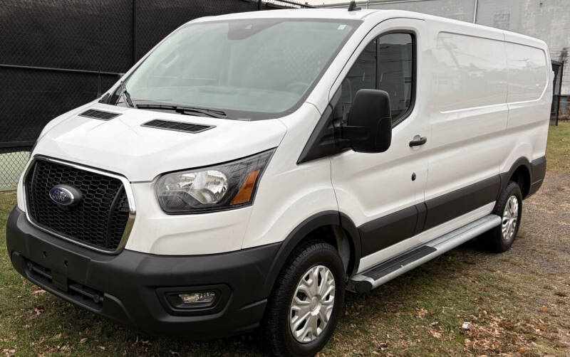 2023 Ford Transit Van Base's photo