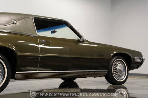 1969 Ford Thunderbird