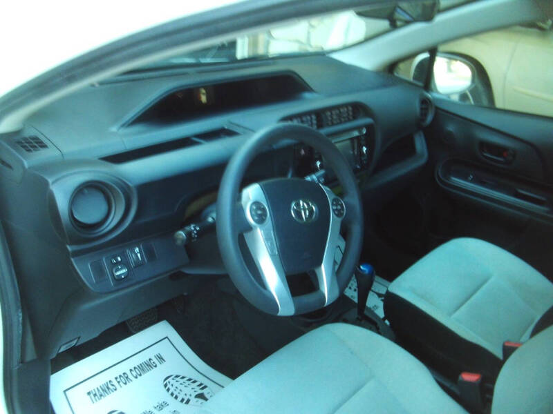 2015 Toyota Prius c One