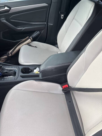 2020 Volkswagen Jetta R-Line