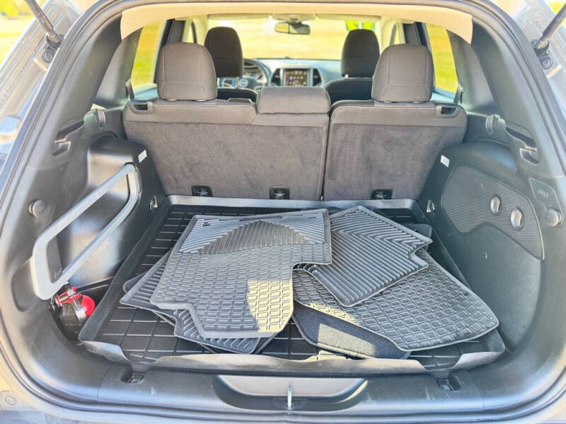 2017 Jeep Cherokee Latitude