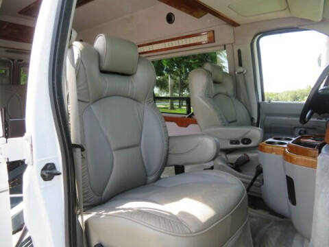 2010 Ford E-Series E-350 SD