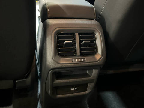 2022 Volkswagen Taos SE 4Motion