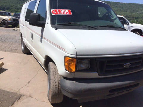 2005 Ford E-Series E-150