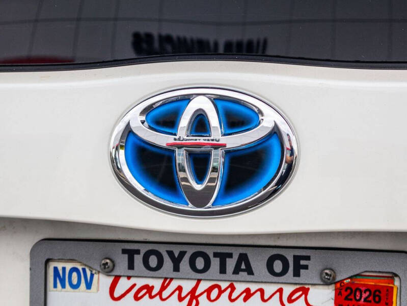 2015 Toyota Prius Two
