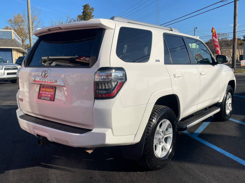 2016 Toyota 4Runner SR5 Premium photo 12