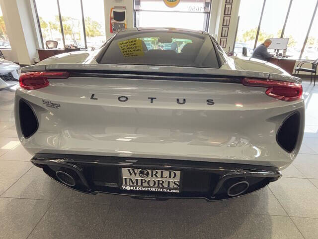 2024 Lotus Emira 3