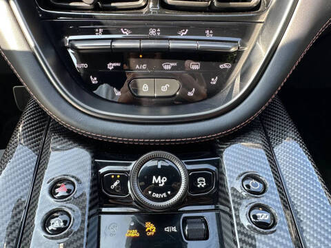 2023 Aston Martin DBX 707