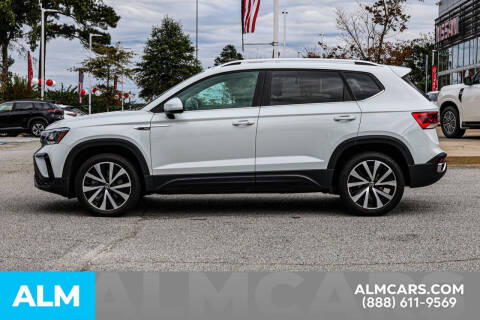 2024 Volkswagen Taos SE