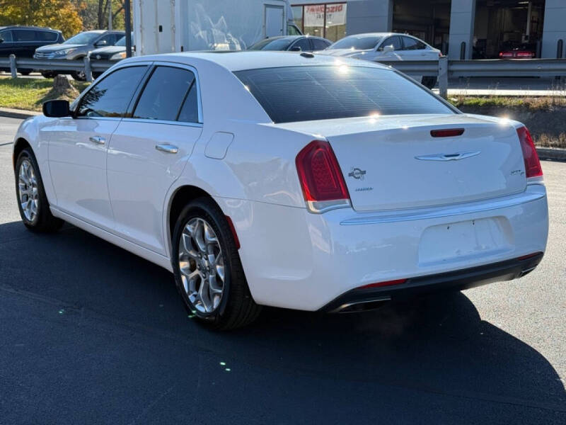 2017 Chrysler 300 C Platinum