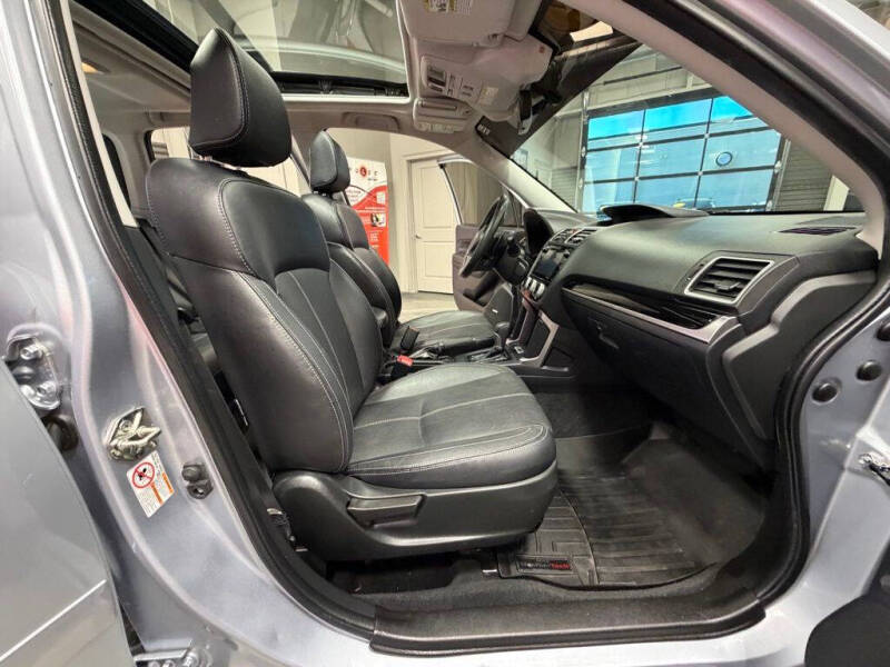 2017 Subaru Forester 2.0XT Touring