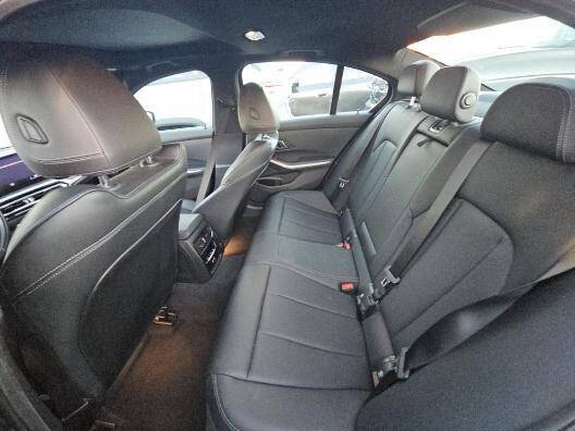 2024 BMW 3 Series 330i