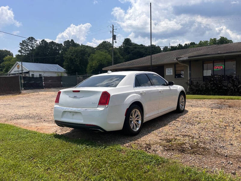 2018 Chrysler 300 Touring