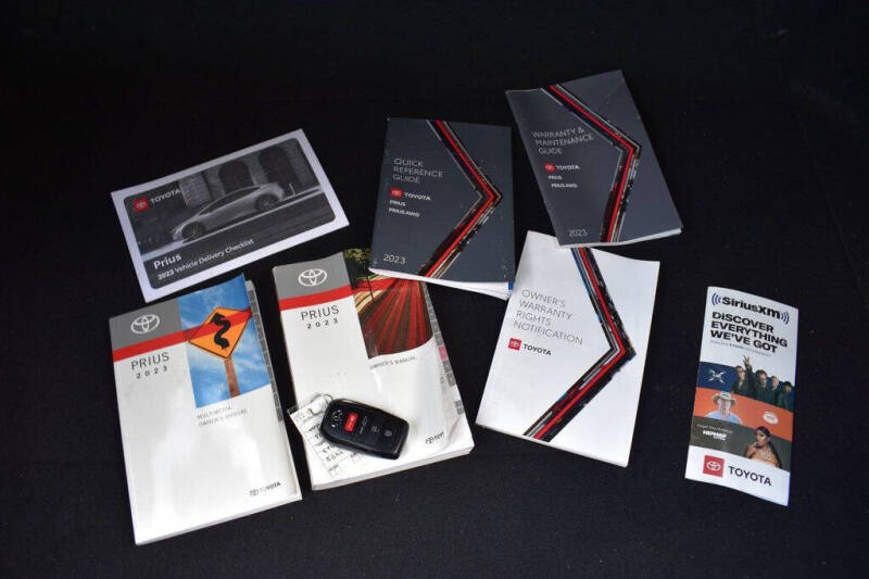 2023 Toyota Prius LE