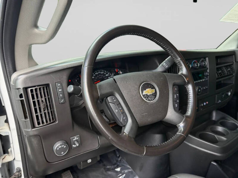 2020 Chevrolet Express 2500