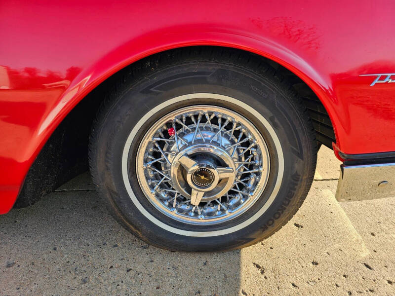 1961 Ford Thunderbird