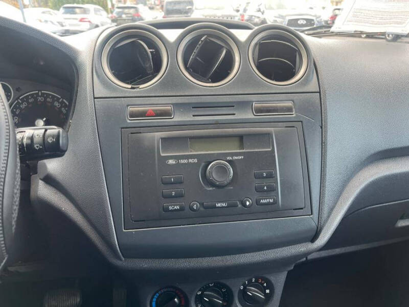 2010 Ford Transit Connect XL