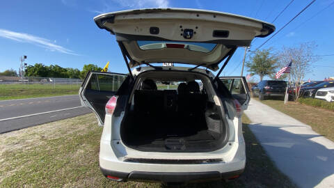 2016 Nissan Rogue SV