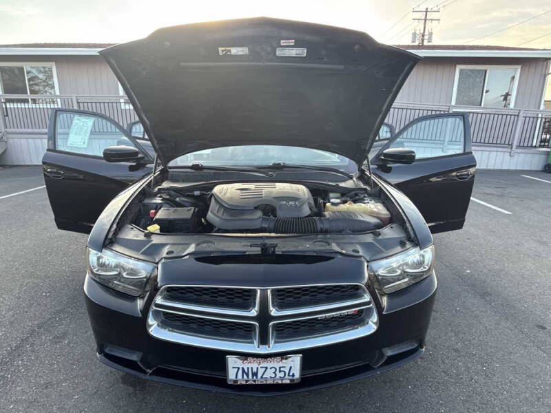 2014 Dodge Charger SE