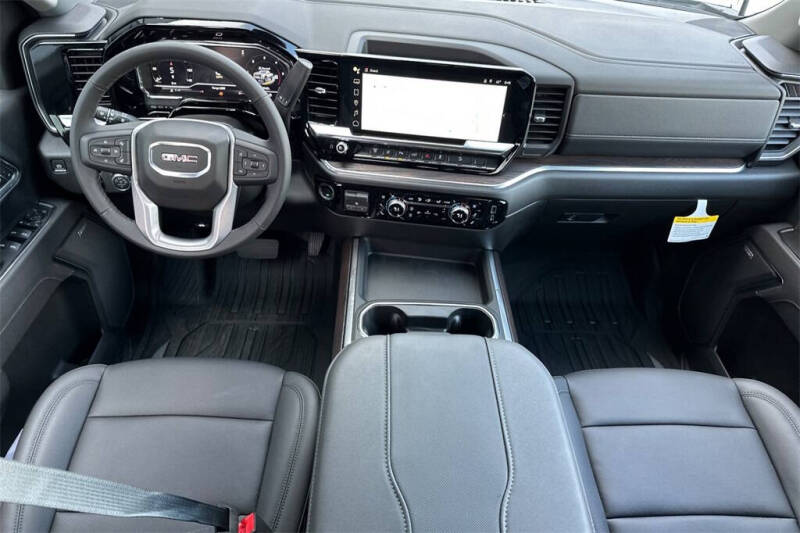 2025 GMC Sierra 2500HD