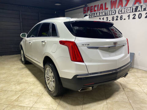 2017 Cadillac XT5
