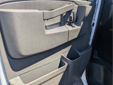 2023 GMC Savana 2500