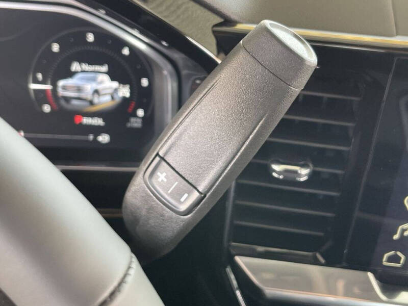 2026 GMC Sierra 1500 Elevation Standard