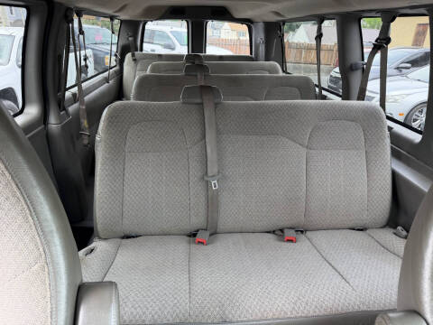 2015 Chevrolet Express LT 3500