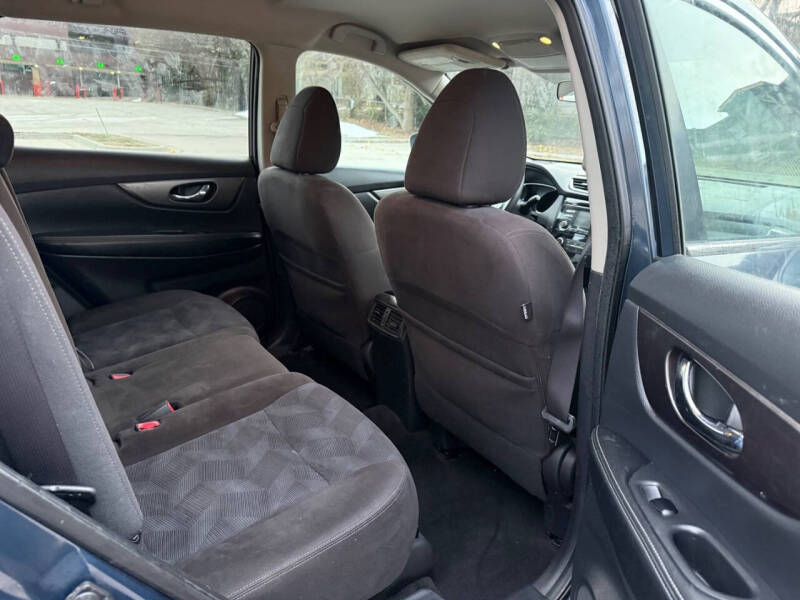 2015 Nissan Rogue SV