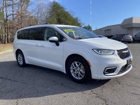 2023 Chrysler Pacifica Touring L