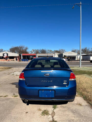 2009 Ford Focus SES