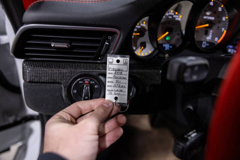 2018 Porsche 911 GT2 RS