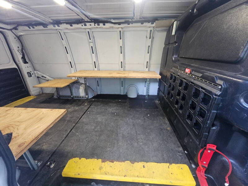 2020 Chevrolet Express 2500