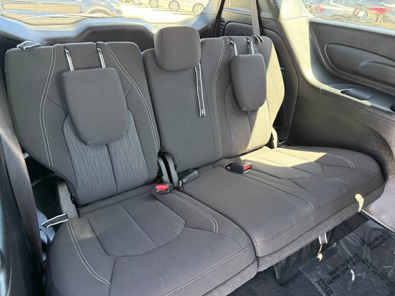 2024 Chrysler Pacifica Touring