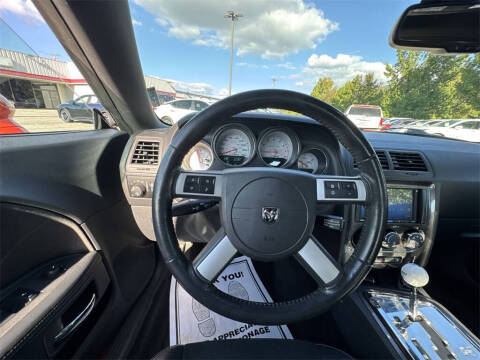 2009 Dodge Challenger SRT8