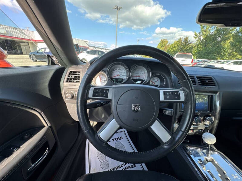 2009 Dodge Challenger SRT8
