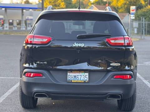 2018 Jeep Cherokee Latitude