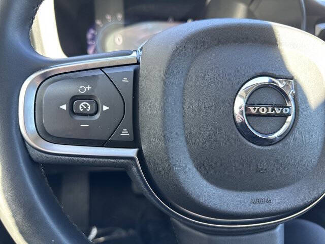 2024 Volvo S60 B5 Core Dark Theme
