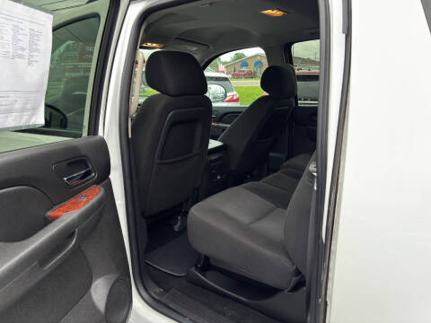 2011 Chevrolet Avalanche LS