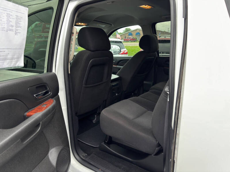 2011 Chevrolet Avalanche LS