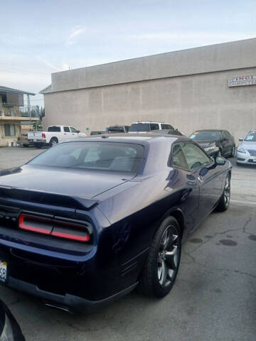 2015 Dodge Challenger SXT