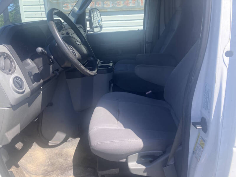 2009 Ford E-Series E-350 SD